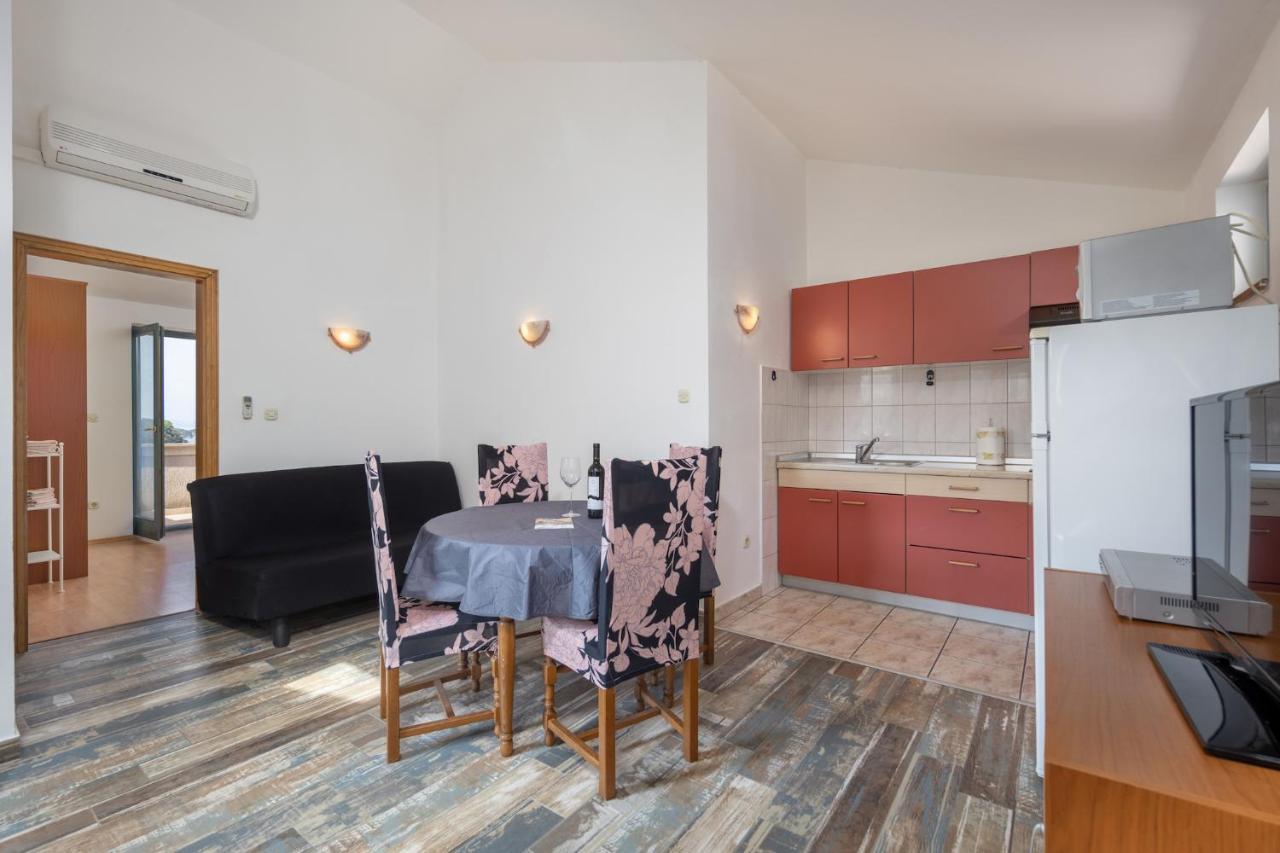 Apartment Doris Supetarska Draga Extérieur photo